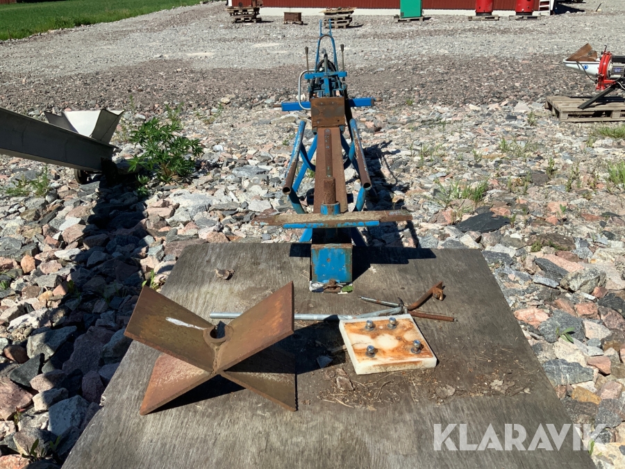 Hydrauldriven vedklyv Nedergatans maskiner TK130