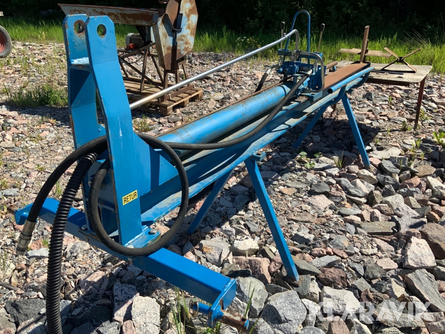 Hydrauldriven vedklyv Nedergatans maskiner TK130