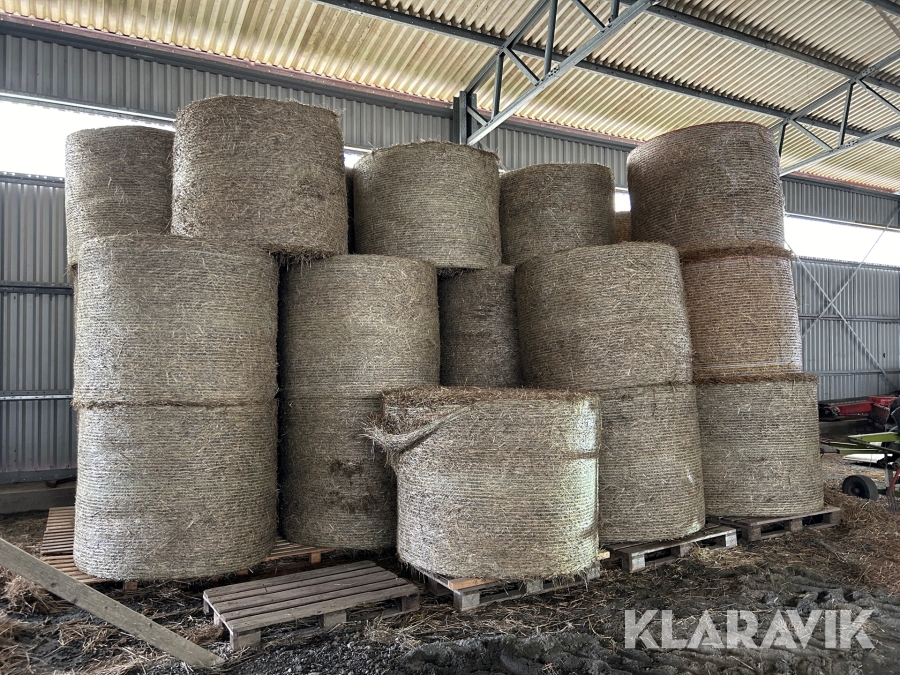 Halmbalar 38 st ca 360 kg