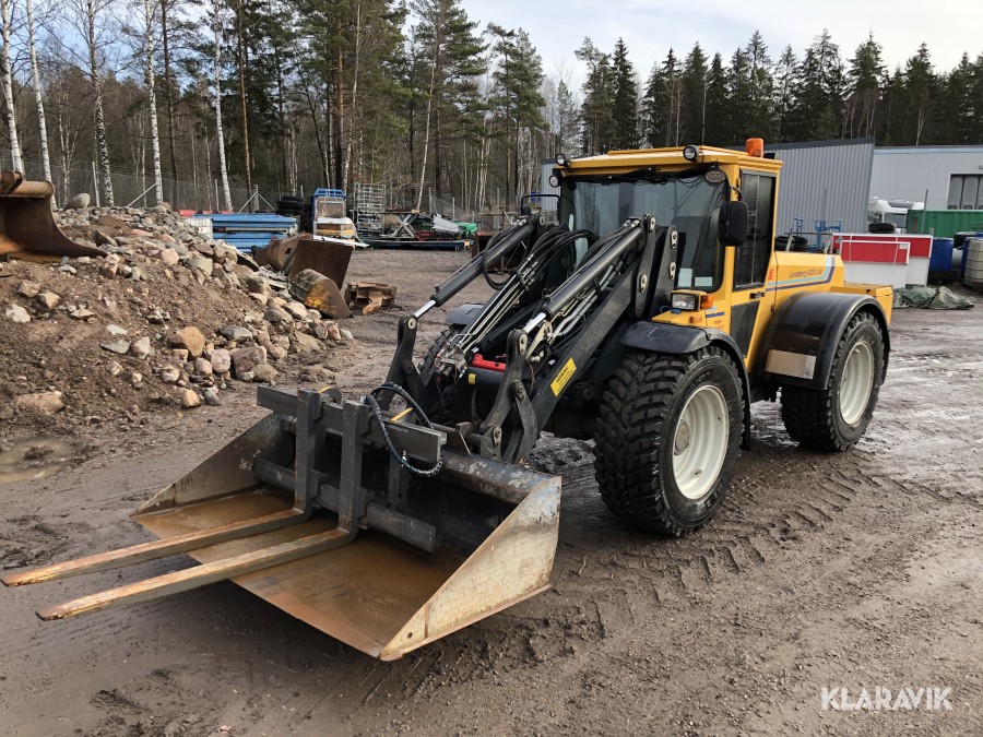 Redskapsbärare Lundberg 345 LSE med redskap