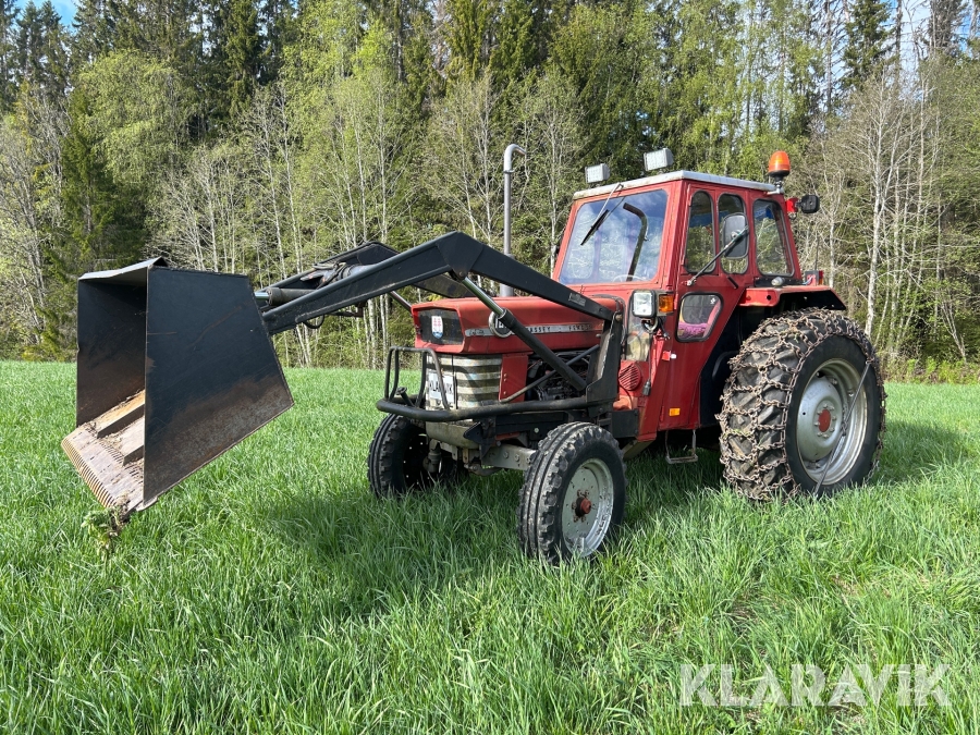 Veterantraktor Massey Ferguson 165 med lastare