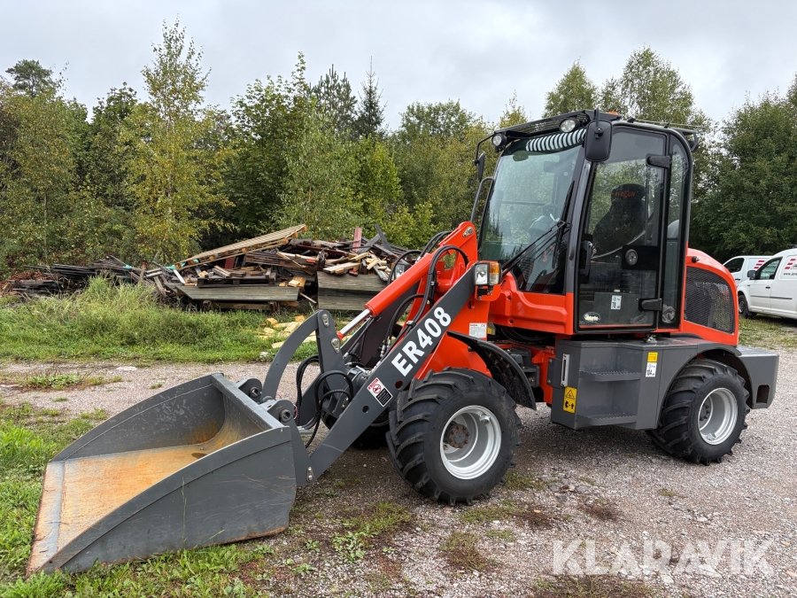Hjullastare Everun ER 408 med redskap