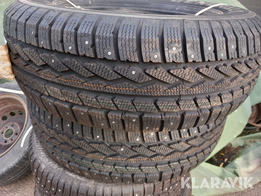 Vinterdäck General 245/70 R16 2st