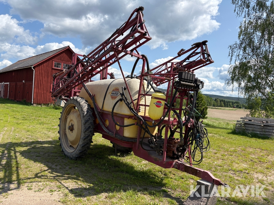 Växtskyddsspruta Hardi TZ 2100 2400 L