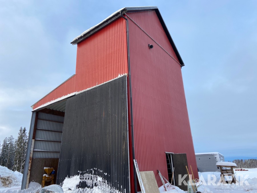 Spannmålstork Akron 15 m3 komplett med byggnad