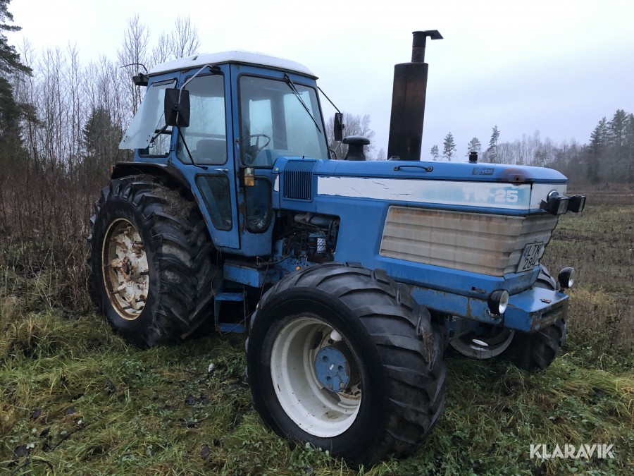 Traktor Ford TW-25 4WD