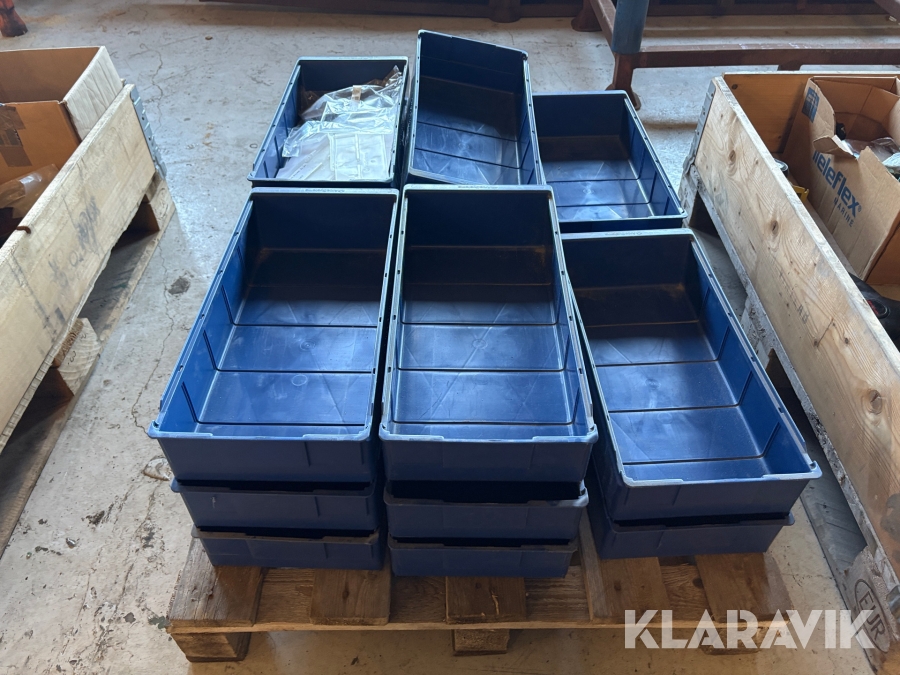 Plastlådor 16st