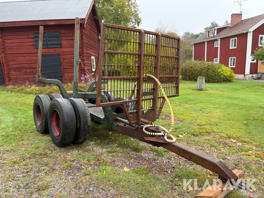 Timmerkärra svängbart drag