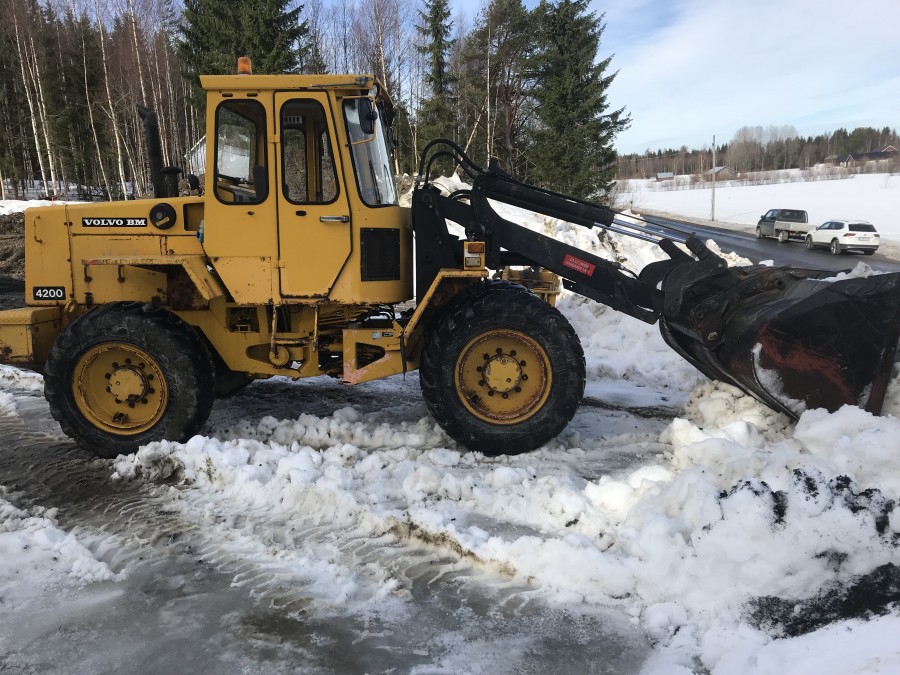 Volvo BM 4200 HJullastare