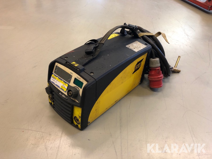 Pinnsvets ESAB 3-fas