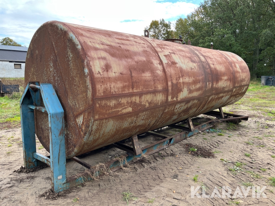 Vattentunna 15 m3 på lastväxlarram