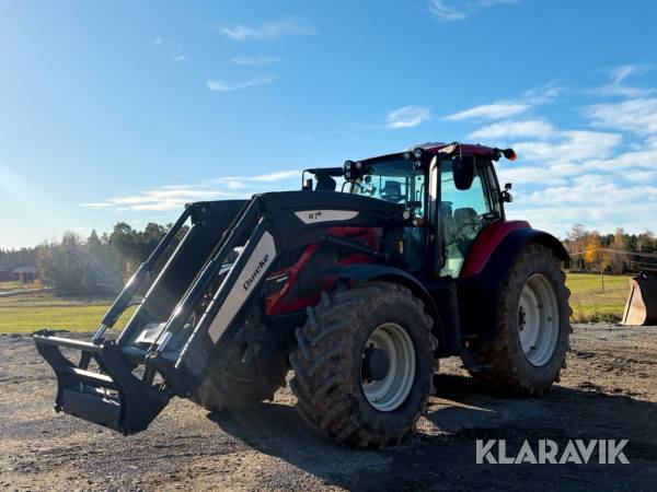 Traktor Valtra T234 med lastare