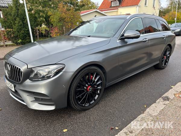 Mercedes-Benz E400 (Nyservad)