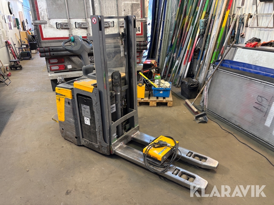 Truck Jungheinrich ERD 220 KD