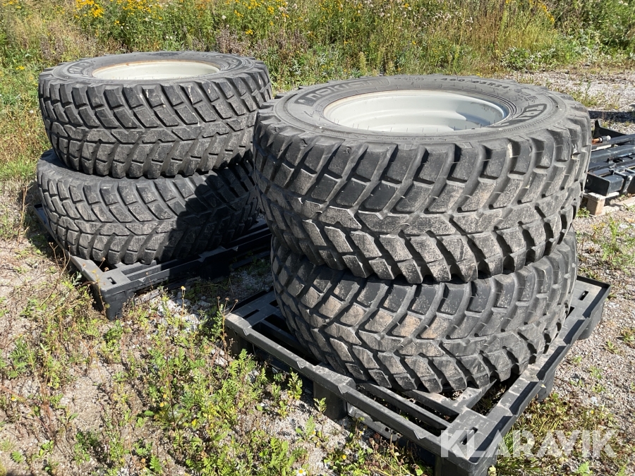 Entreprenadhjul Nokian TRI 2 460/65R24 vätskefyllda 4st