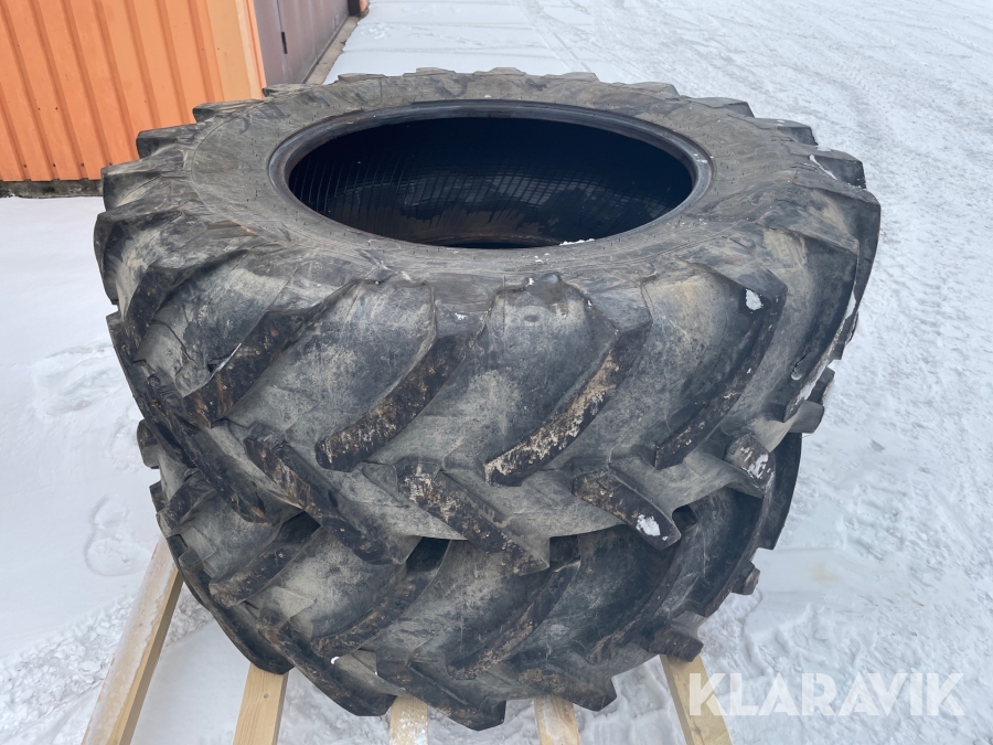 Traktordäck Michelin 18,4R34 2st