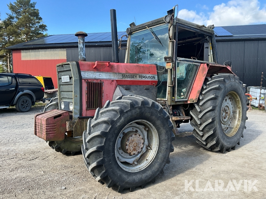 Traktor Massey Ferguson 2720