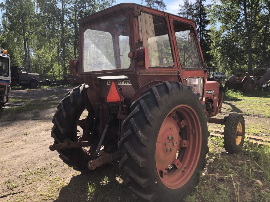 Traktor BM Volvo 430