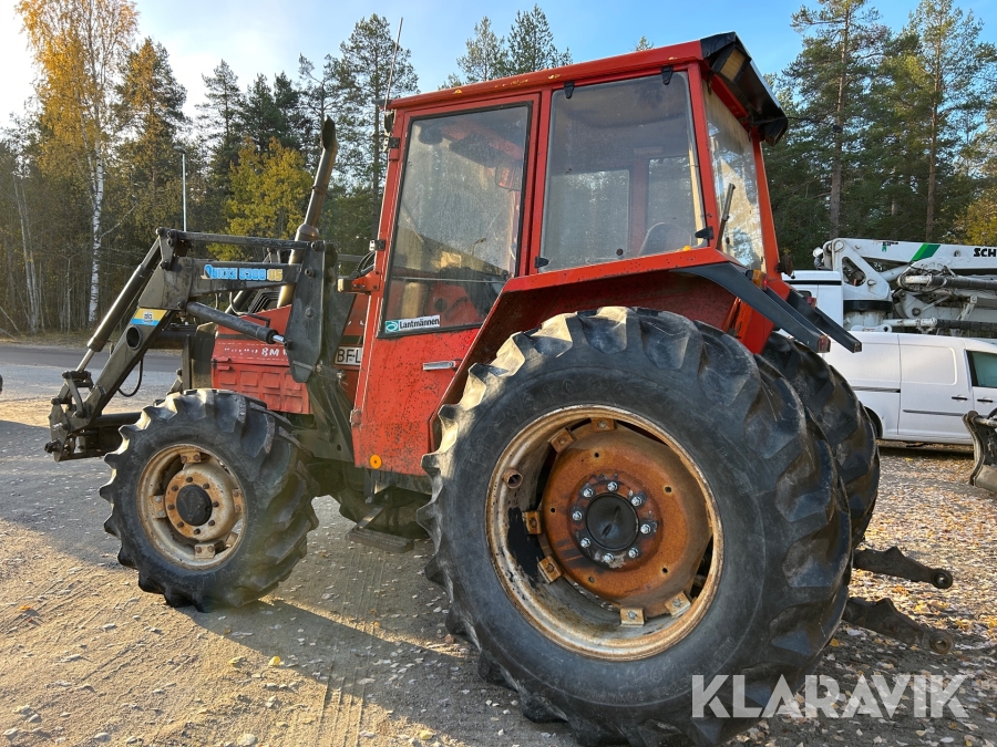 Traktor Volvo BM Valmet 705-4 med lastare och redskap 