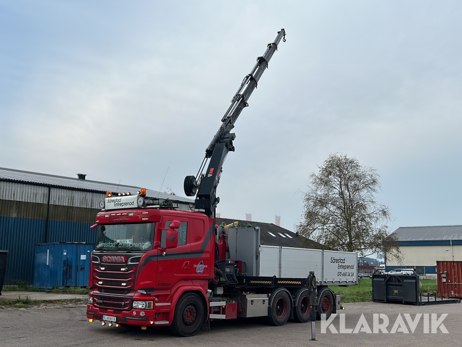 Kranväxlare Scania R520 med 2 flak, gripskopa & pallgafflar