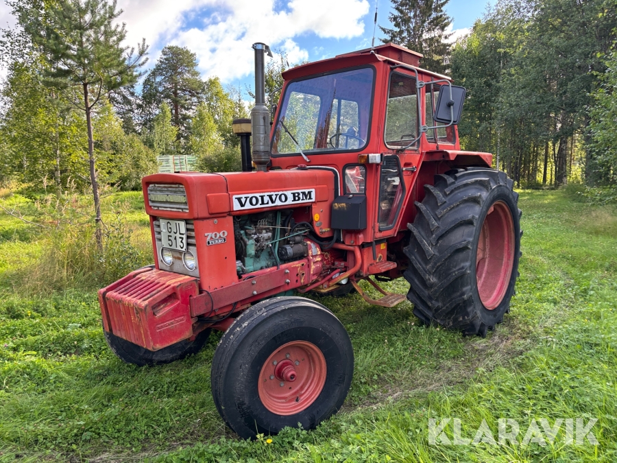 Traktor Volvo BM 700