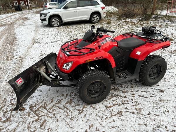 ATV Arctic Cat 400 4WD