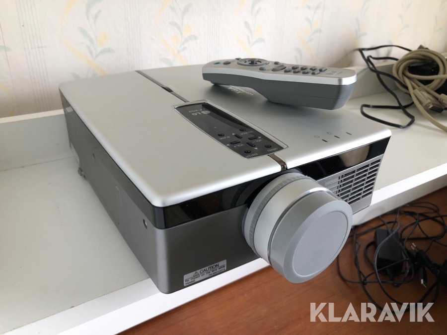 Klaravik Auktioner Projektor LG LPXG2 med förvaringsväska