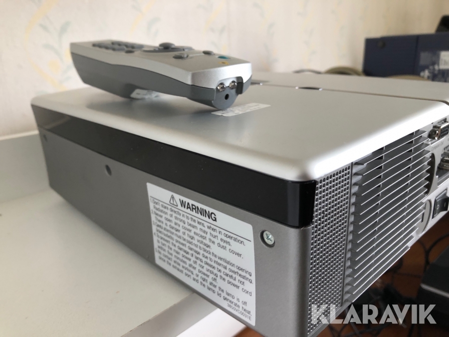 Klaravik Auktioner Projektor LG LPXG2 med förvaringsväska