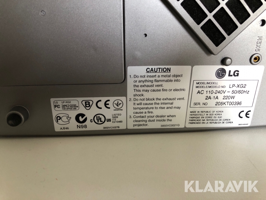 Klaravik Auktioner Projektor LG LPXG2 med förvaringsväska