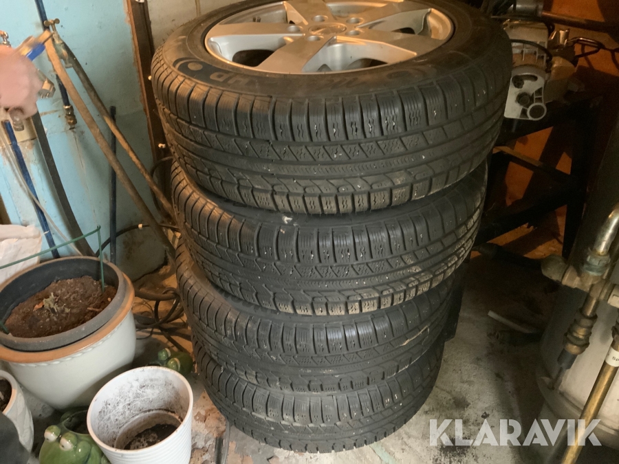 Personbilsdäck Marangoni 205/60R16 4 st MS med fälg