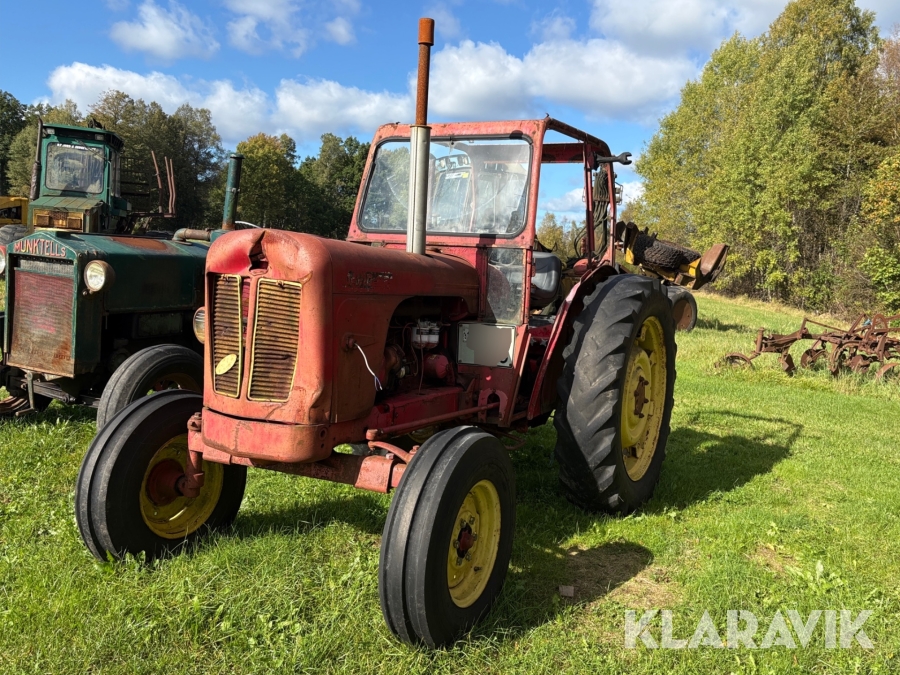 Traktor David Brown 990