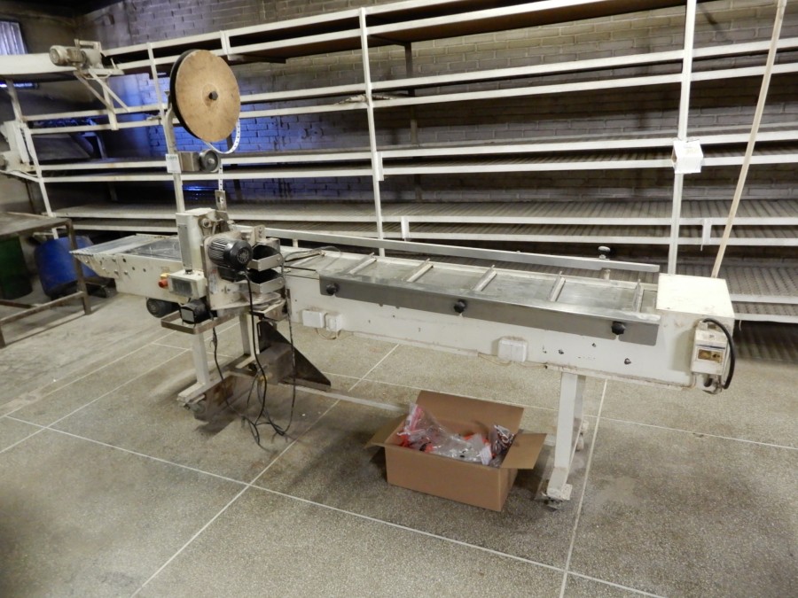 Påsförslutningsmaskin