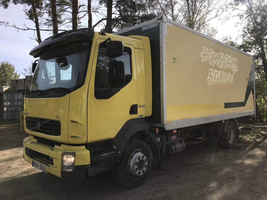Lastbil skåpbil Volvo FL4*2
