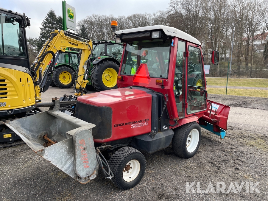 Redskapsbärare Toro Groundmaster 3000 D med plog & spridare