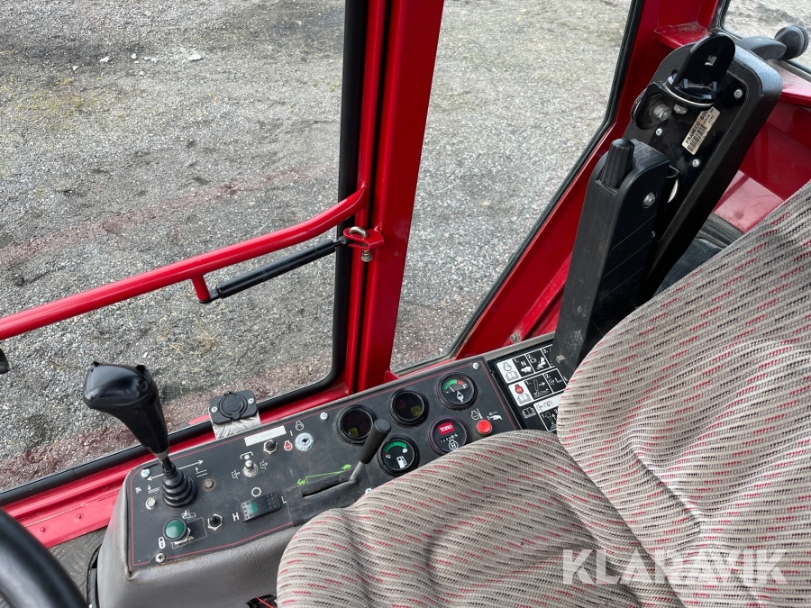 Redskapsbärare Toro Groundmaster 3000 D med plog & spridare