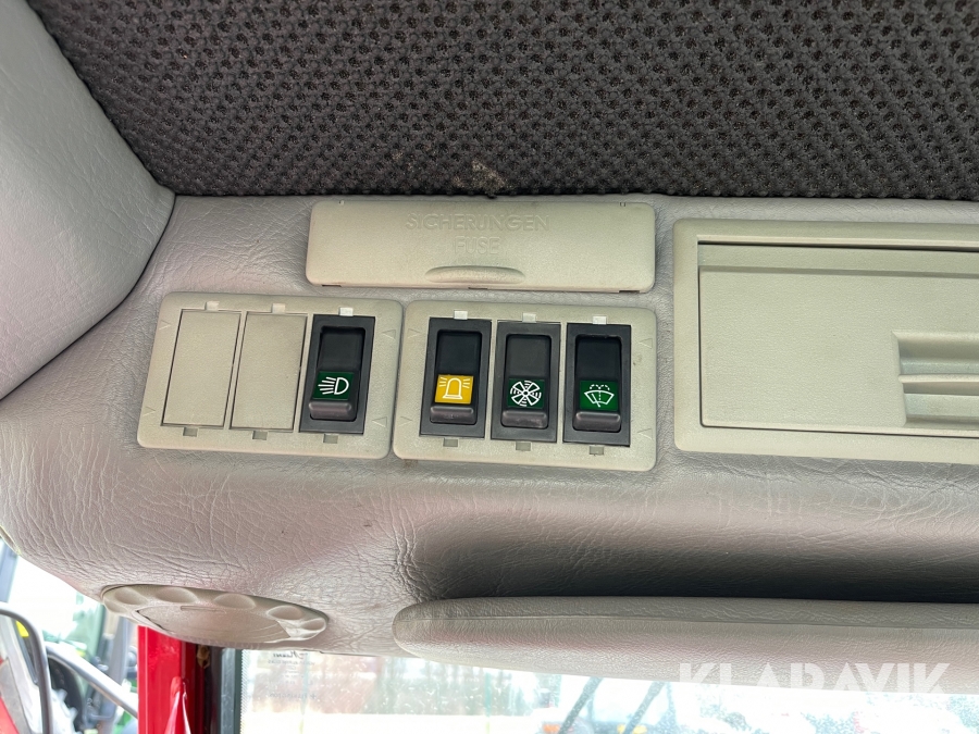 Redskapsbärare Toro Groundmaster 3000 D med plog & spridare