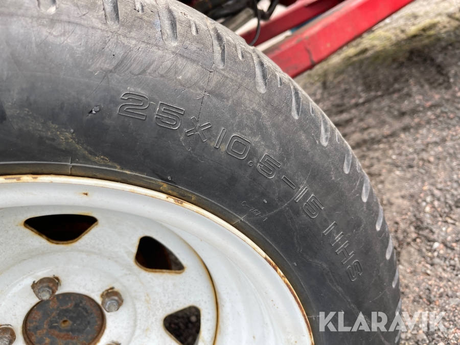 Redskapsbärare Toro Groundmaster 3000 D med plog & spridare