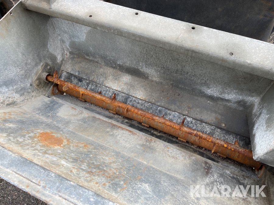 Redskapsbärare Toro Groundmaster 3000 D med plog & spridare