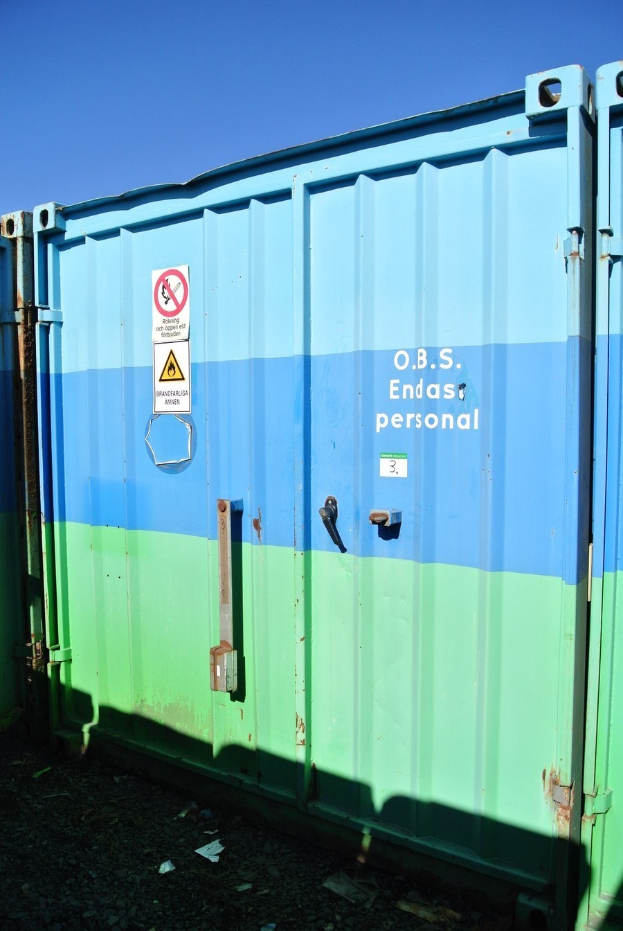 Isolerad miljöcontainer