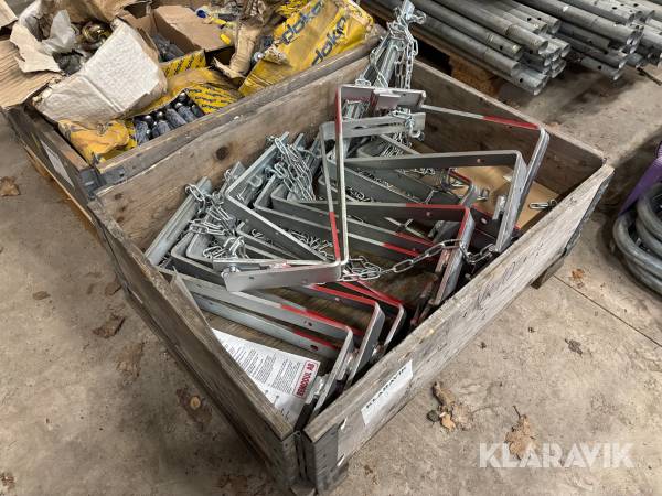 Upphängningsbeslag Paso Art100 - För avloppsrör till bodetablering