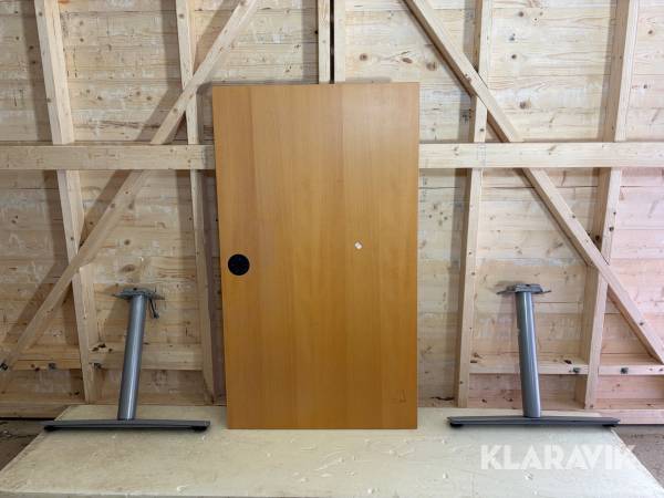 Skrivbord Kinnarps höj och sänkbart