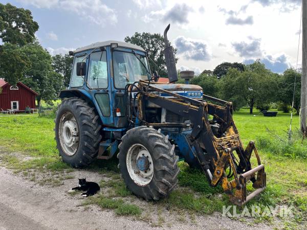 Traktor Ford 7700