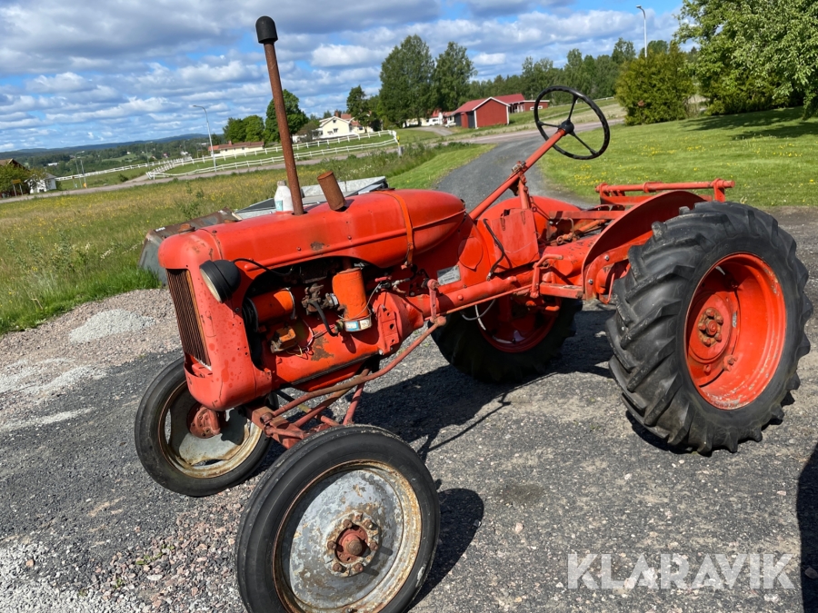 Veterantraktor Allis Chalmers Model B, Sunne, Klaravik Aukti