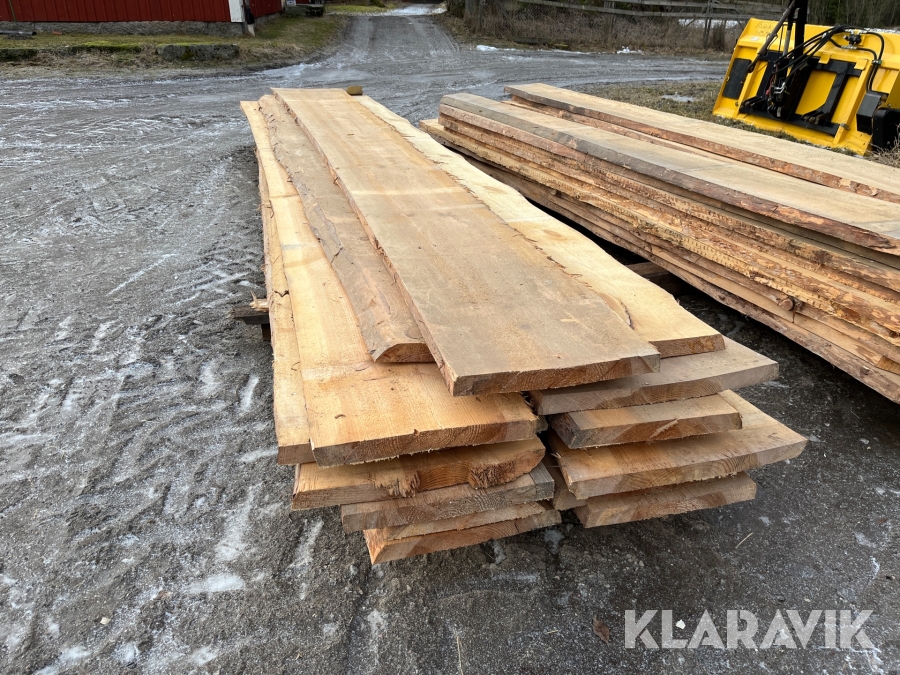 Furuplank till golv 15 st totalt 24,6 kvm