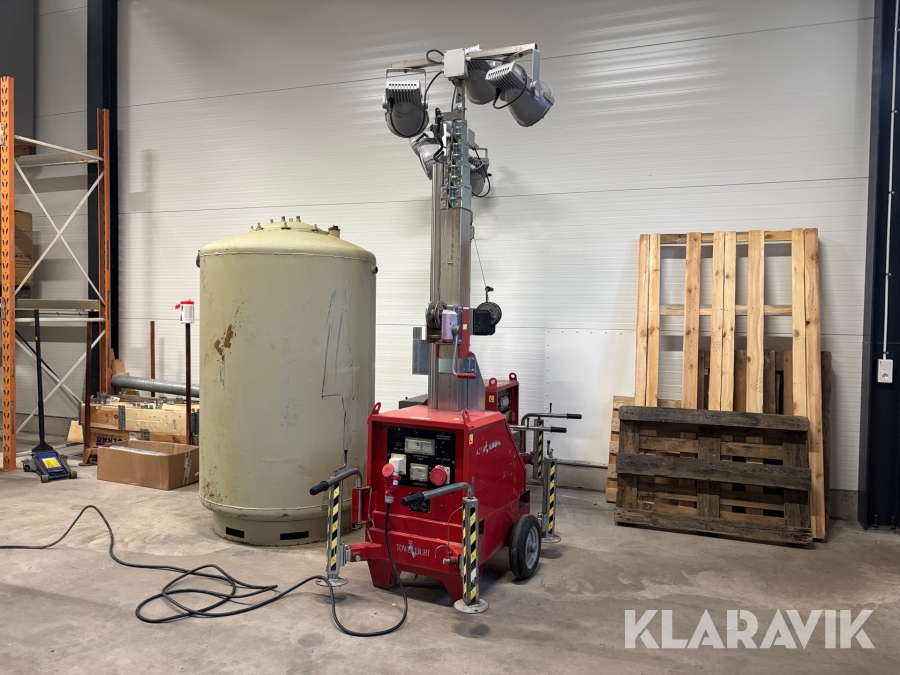 Belysningsmast Tower Light Link tower 3x150w