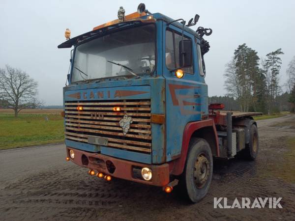 Veteranlastbil Scania LB110S OMB BIL med kran Traktorregistrerad