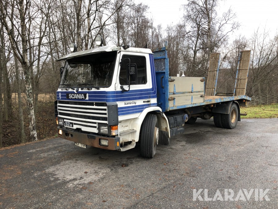 Lastbil Scania 82 M