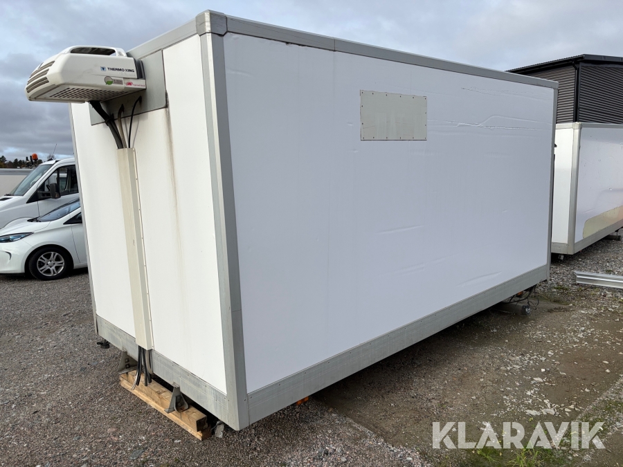 Glasfiberskåp till transportbil CAB med bakgavellift