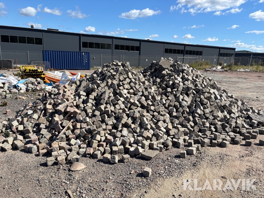 Smågatssten bohusgranit mix ca 38 ton