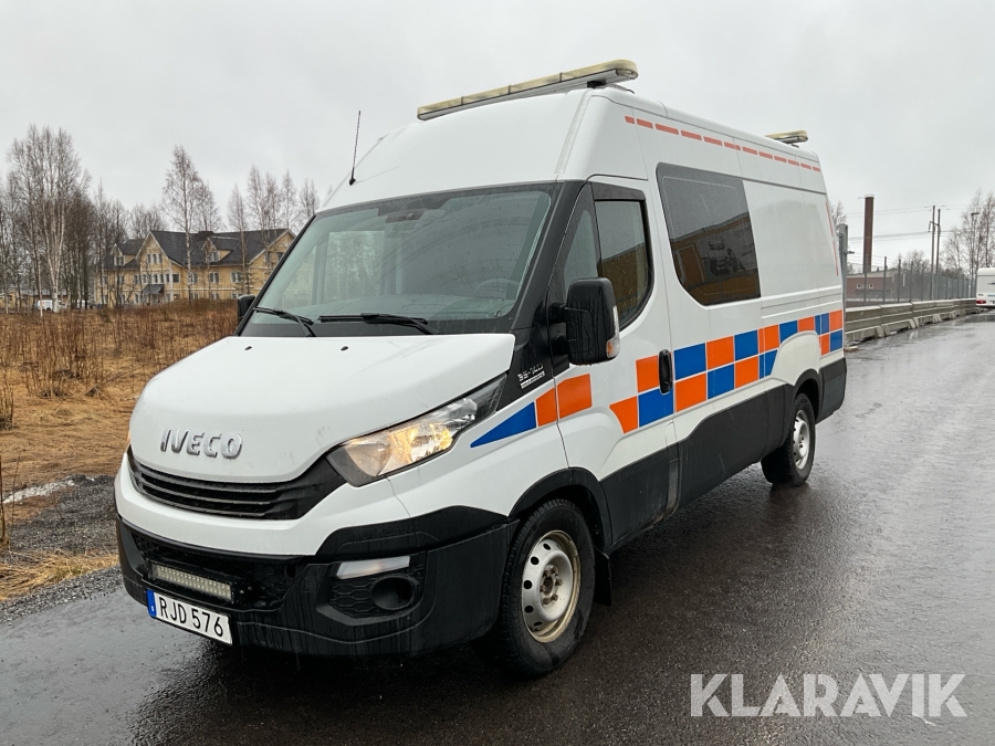 Skåpbil Iveco Daily
